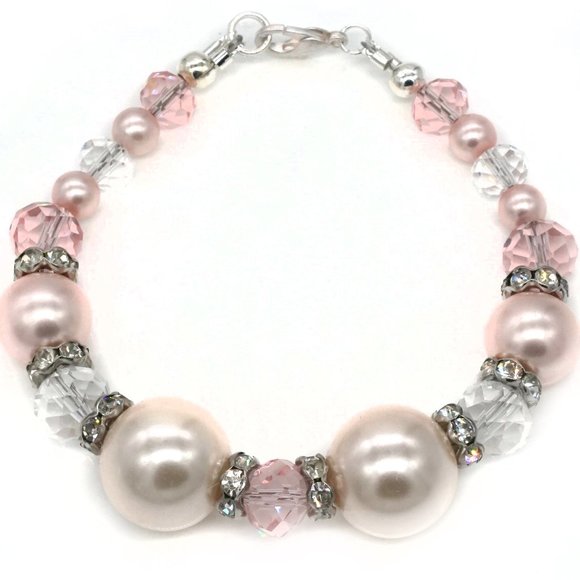 My Bead Emporium. Jewelry - Bracelet with white pearls beads and clear crystals.
